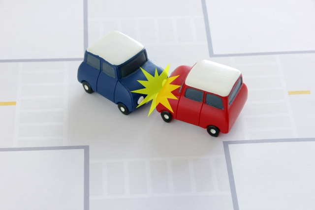 交通事故衝突